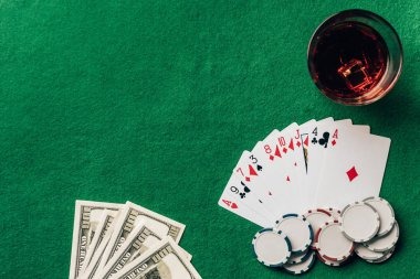 bolacua live-dealer table showing balance and bet placement in selected currency
